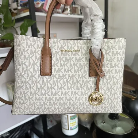 マイケルコース ショルダーバッグ