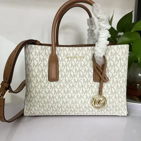 マイケルコース ショルダーバッグ