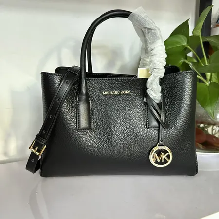 マイケルコース ショルダーバッグ