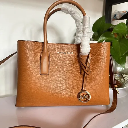 マイケルコース ショルダーバッグ