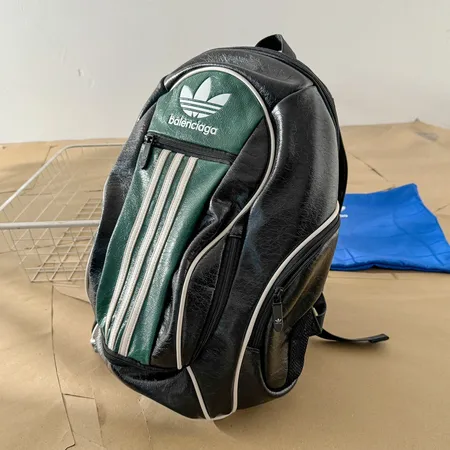 バレンシアガ リュックサック