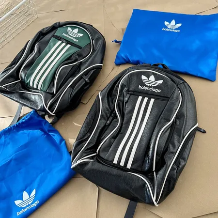 バレンシアガ リュックサック