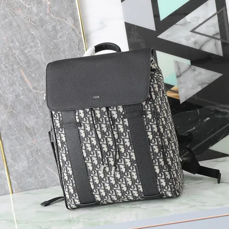 ディオール リュックサック