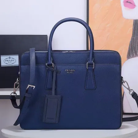 プラダ ハンドバッグ