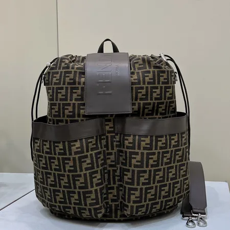 プラダ リュックサック