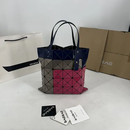 ミュウミュウ ハンドバッグ