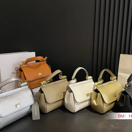 イッセイ ミヤケ ショルダーバッグ