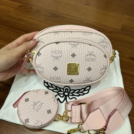 エムシーエム ショルダーバッグ