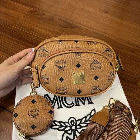 エムシーエム ショルダーバッグ