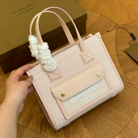 バーバリー ス ショルダーバッグ