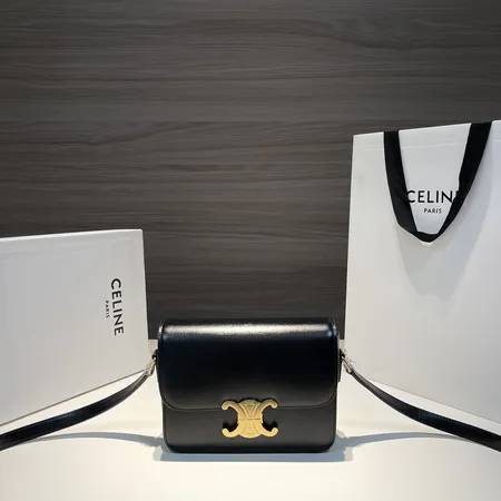 セリーヌ ショルダーバッグ