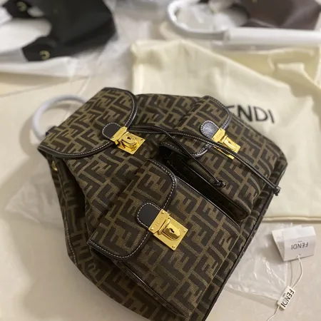 フェンディ リュックサック