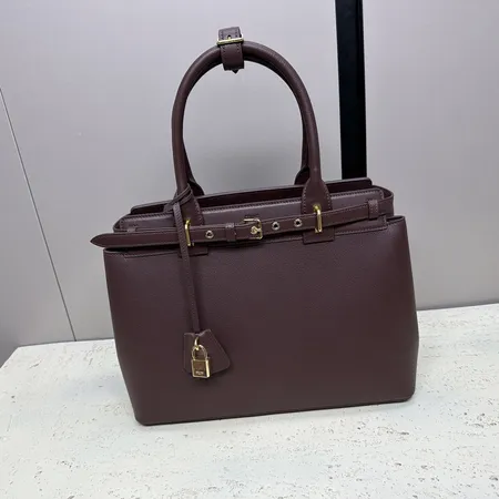 セリーヌ ハンドバッグ