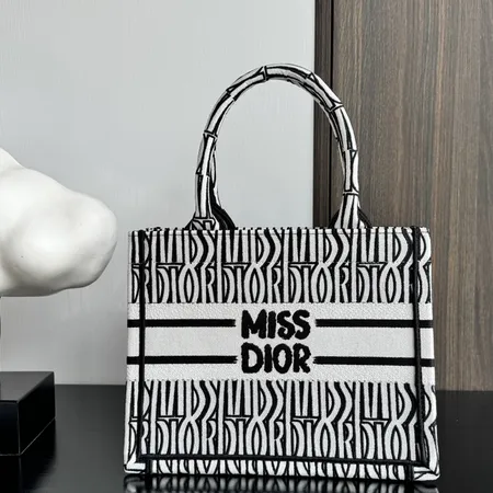 ディオール ハンドバッグ