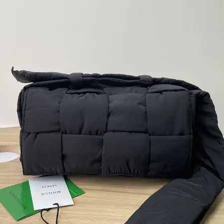 ボッテガ ヴェネタ ショルダーバッグ