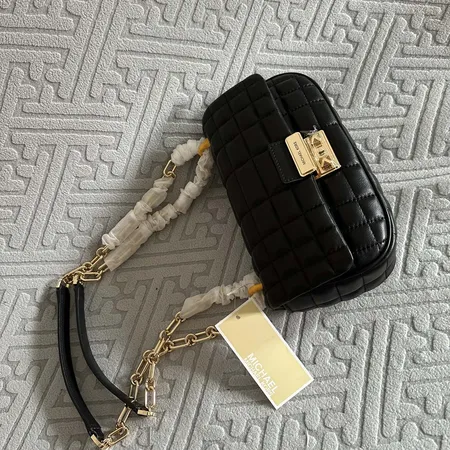 マイケルコース ショルダーバッグ