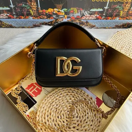 イッセイ ミヤケ ショルダーバッグ