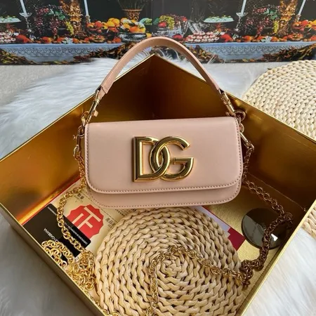 イッセイ ミヤケ ショルダーバッグ