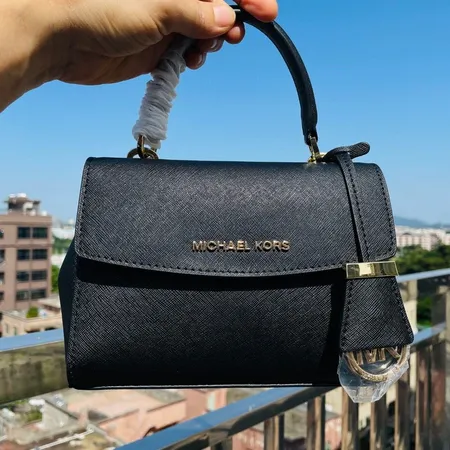 マイケルコース ショルダーバッグ