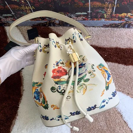 ドルチェ＆ガッバーナ ハンドバッグ