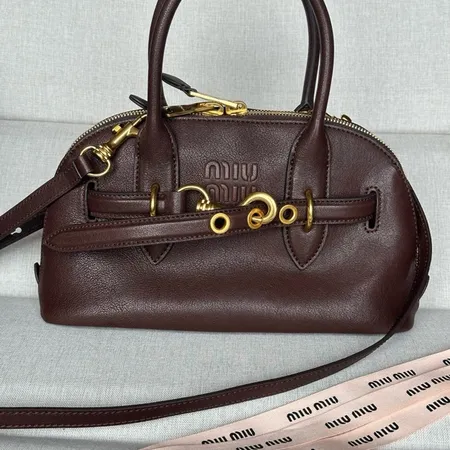 ミュウミュウ ハンドバッグ