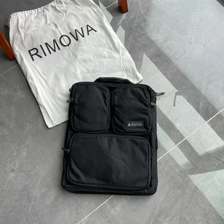 リモワ リュックサック