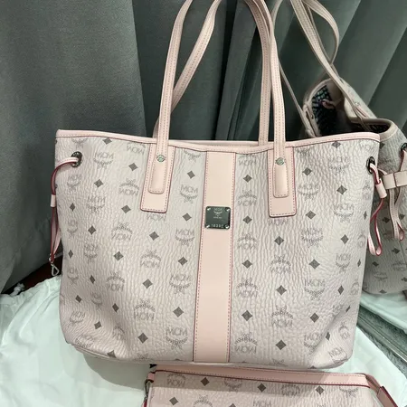 エムシーエム ハンドバッグ