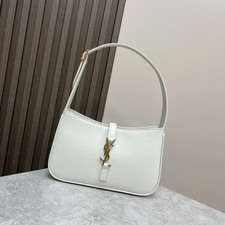 プラダ ショルダーバッグ