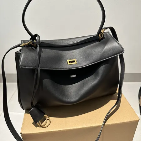 バレンシアガ ハンドバッグ