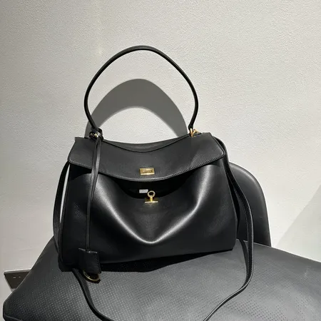 バレンシアガ ハンドバッグ