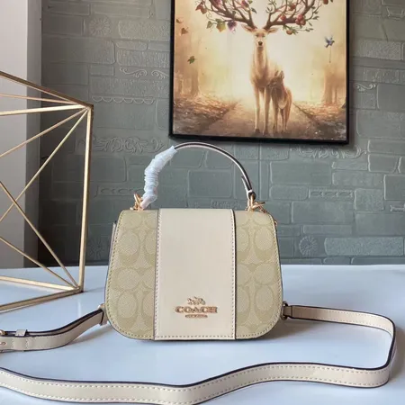 コーチ ショルダーバッグ