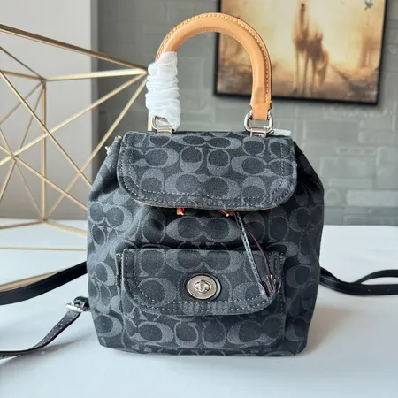 コーチ リュックサック