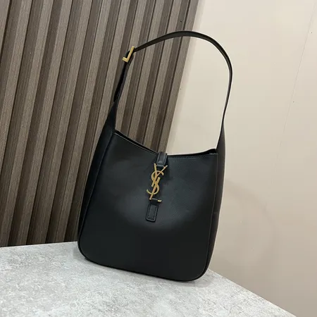 イブサンローラン ショルダーバッグ