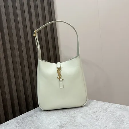 イブサンローラン ショルダーバッグ