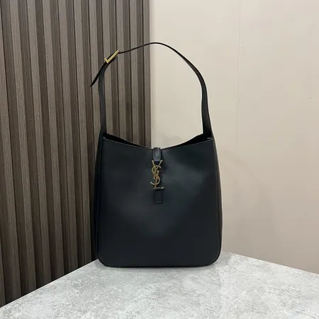 イブサンローラン ショルダーバッグ