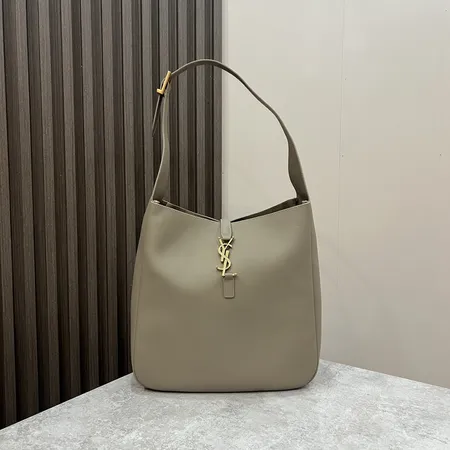 イブサンローラン ショルダーバッグ