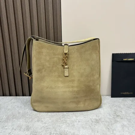 イブサンローラン ショルダーバッグ