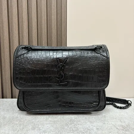 イブサンローラン ショルダーバッグ