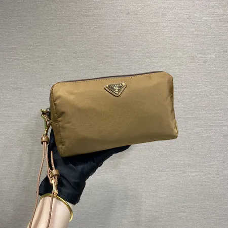 プラダ ハンドバッグ