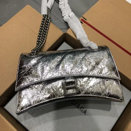 バレンシアガ ショルダーバッグ