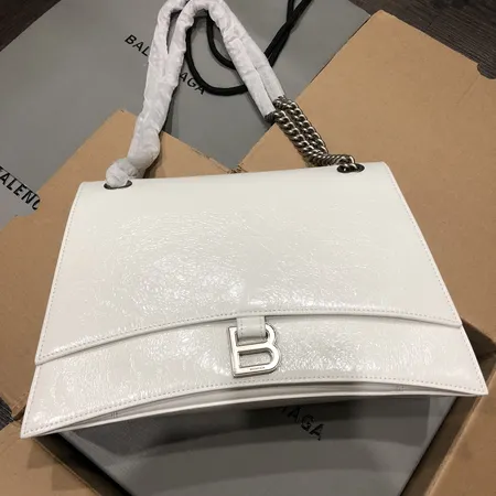 バレンシアガ ショルダーバッグ