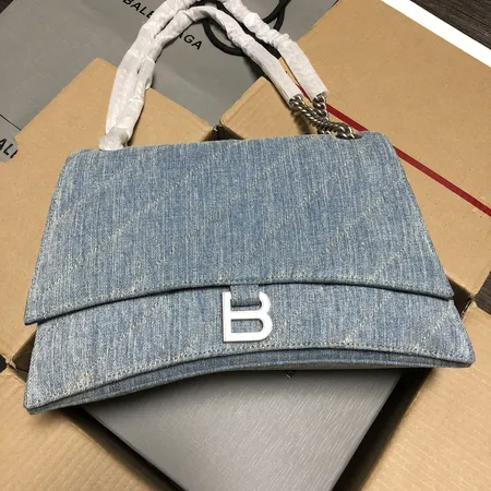 バレンシアガ ショルダーバッグ