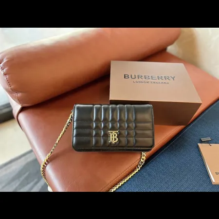 バーバリー ス ショルダーバッグ