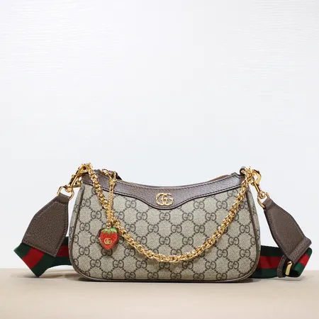 ディオール ショルダーバッグ