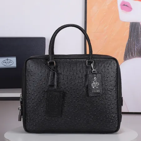 プラダ ハンドバッグ