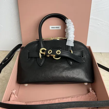 ミュウミュウ ハンドバッグ