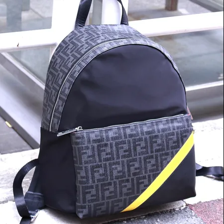 プラダ リュックサック