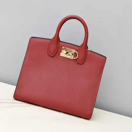 イッセイ ミヤケ ハンドバッグ