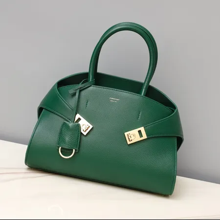 イッセイ ミヤケ ハンドバッグ