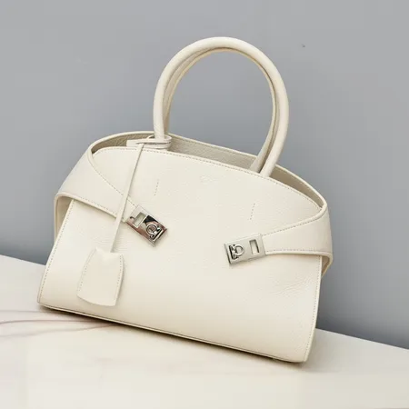 イッセイ ミヤケ ハンドバッグ